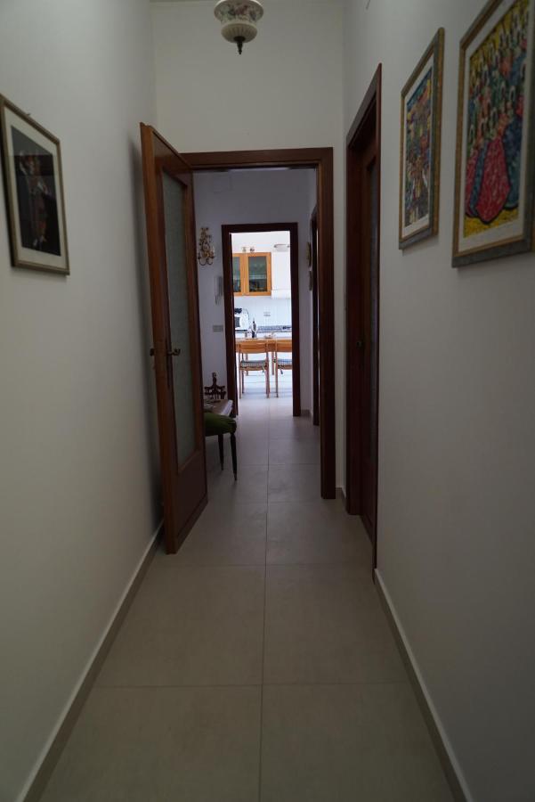 La Magnolia Apartment Aci Trezza Bagian luar foto